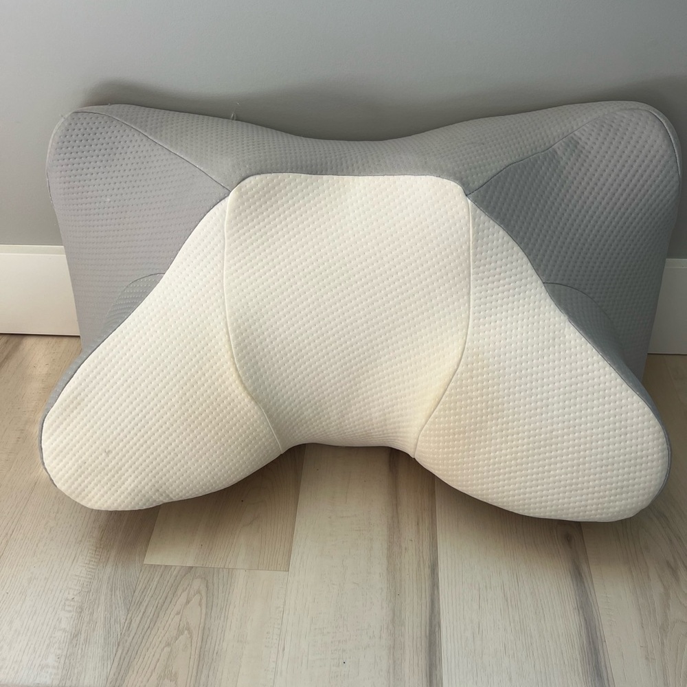 HOMFINE Cervical Memory Foam Pillow
